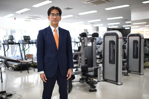 岡部智洋社長