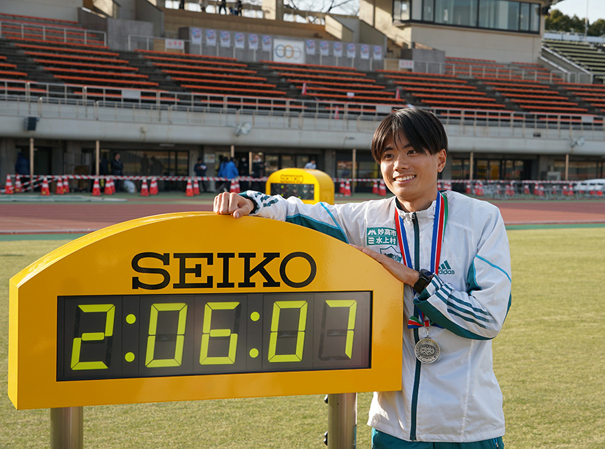 初マラソン日本新の青山学院大・若林選手