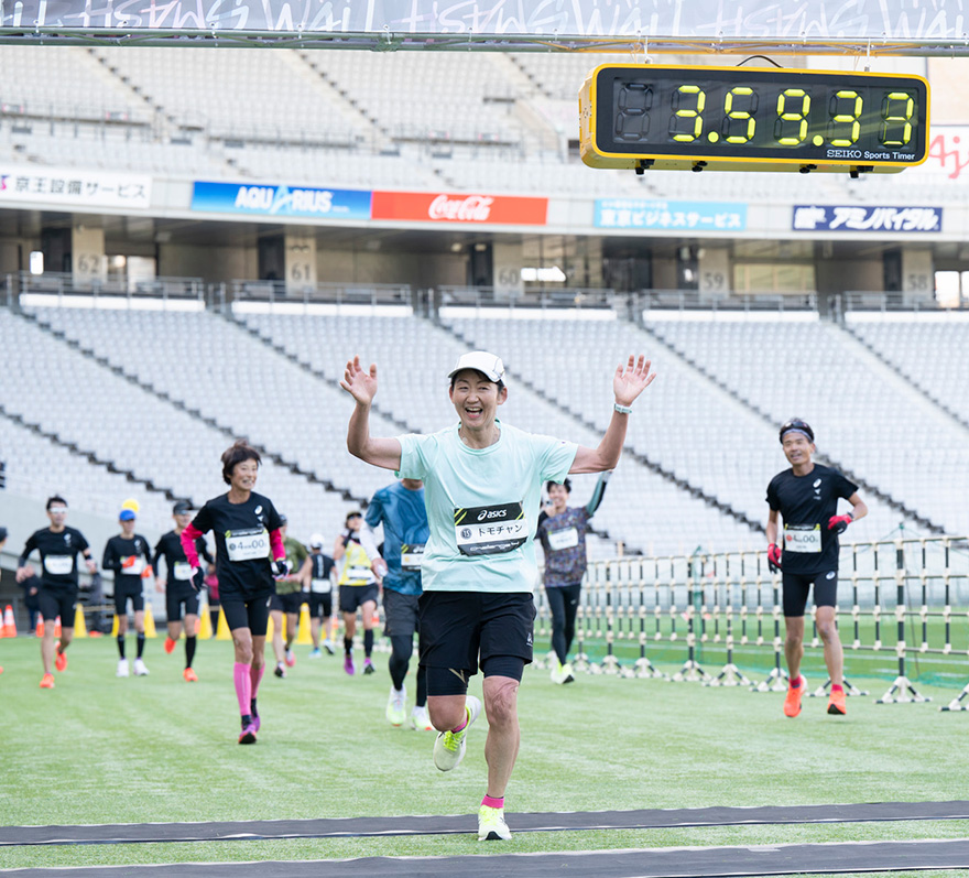 昨年12月に開催されたChallnge 4 Tokyoでフィニッシュするランナー（写真／軍記ひろし）