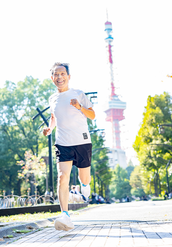 いまもランニングを続ける丸山さん（写真／小野口健太）