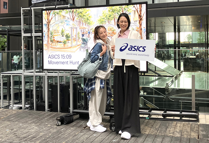 イベントに登場した西山茉希さん（左）と大山加奈さん