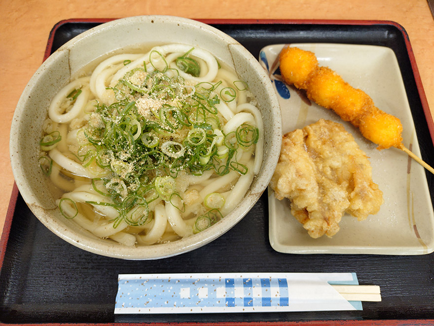 炭水化物と一緒にたんぱく質もしっかり摂る。このとり天も美味かった