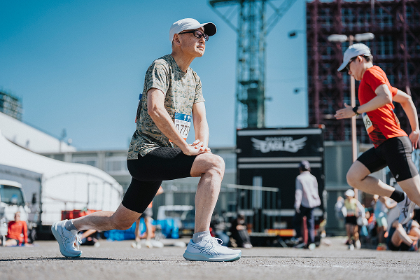 スタート前。仙台を本命レースにしているのであろう真剣な面持ちのランナーが多い気がした