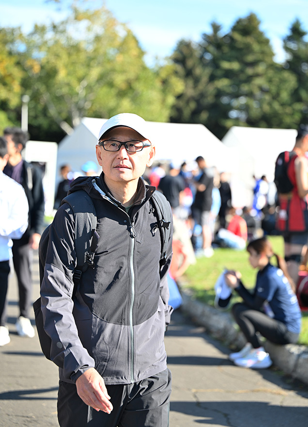 会場の真駒内セキスイハイムスタジアムに到着。久々のレースに気分も高揚する
