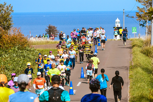 大会レポ96点超！ オホーツクの絶景と北海道グルメが楽しめる「オホーツク網走マラソン」エントリー開始