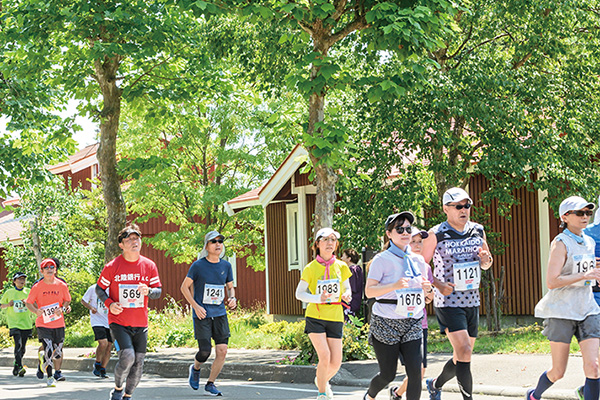 紅葉と北欧風の街並みを走る「当別スウェーデンマラソン」10月18日開催・エントリー受付中
