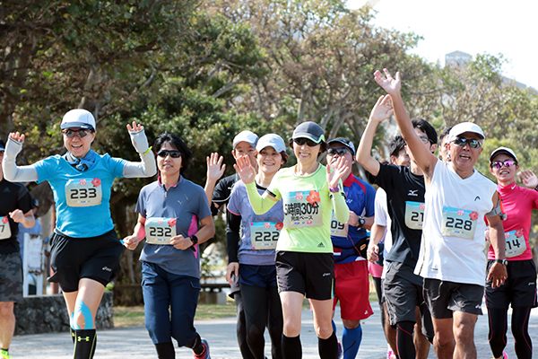 【沖縄県】今年は新都心公園で11月9日に開催！「沖縄30K」エントリー受付中