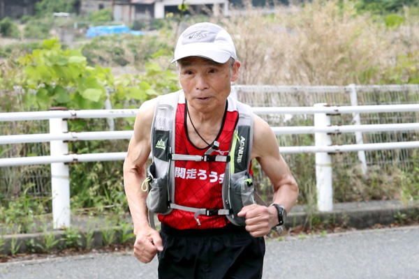 79歳で3時間51分　最年長サブフォーランナーは「毎日筋トレ漬けの生活」