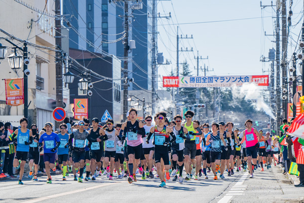 【年代別優勝者インタビュー】トレーニングの工夫で年々進化！　勝田全国マラソン40歳代1位の矢島久樹さん（41歳）