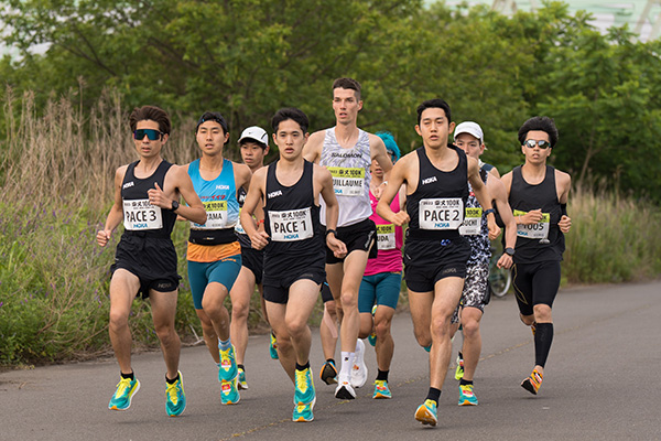 【速報】世界記録更新はならずも超高速レース展開！　第11回柴又100K