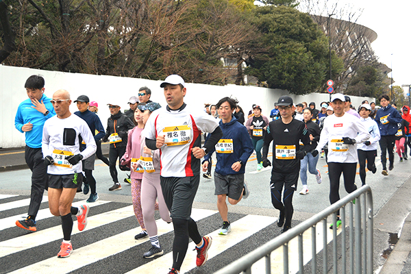 神宮外苑で5kmレースが開催 女子は高校1年生が優勝！