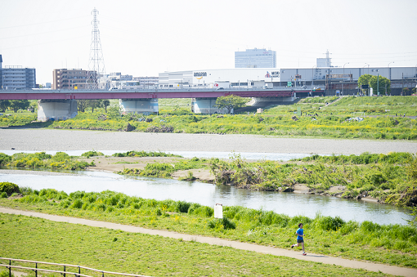 月刊ランナーズ「河川敷ランナーアンケート」募集中　あなたの「河川敷愛」を語ってください！