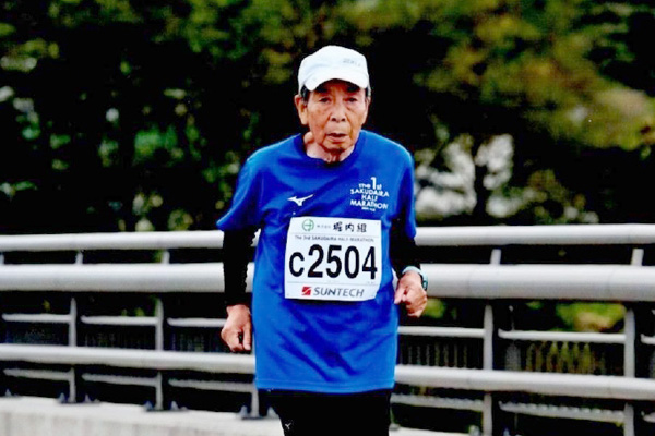 1964年の東京五輪で通訳を経験　定年後に走り出してマラソンに56回出走、87歳の元商社マン