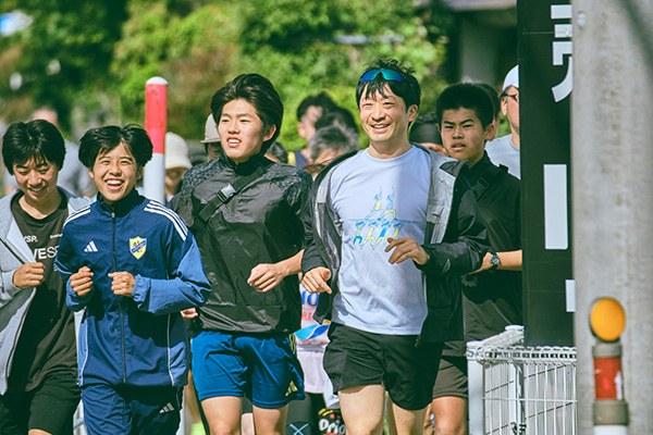 秋田で10年、延べ5000人が走った朝ランコミュニティ「みんなで走っていい朝を過ごしたい」
