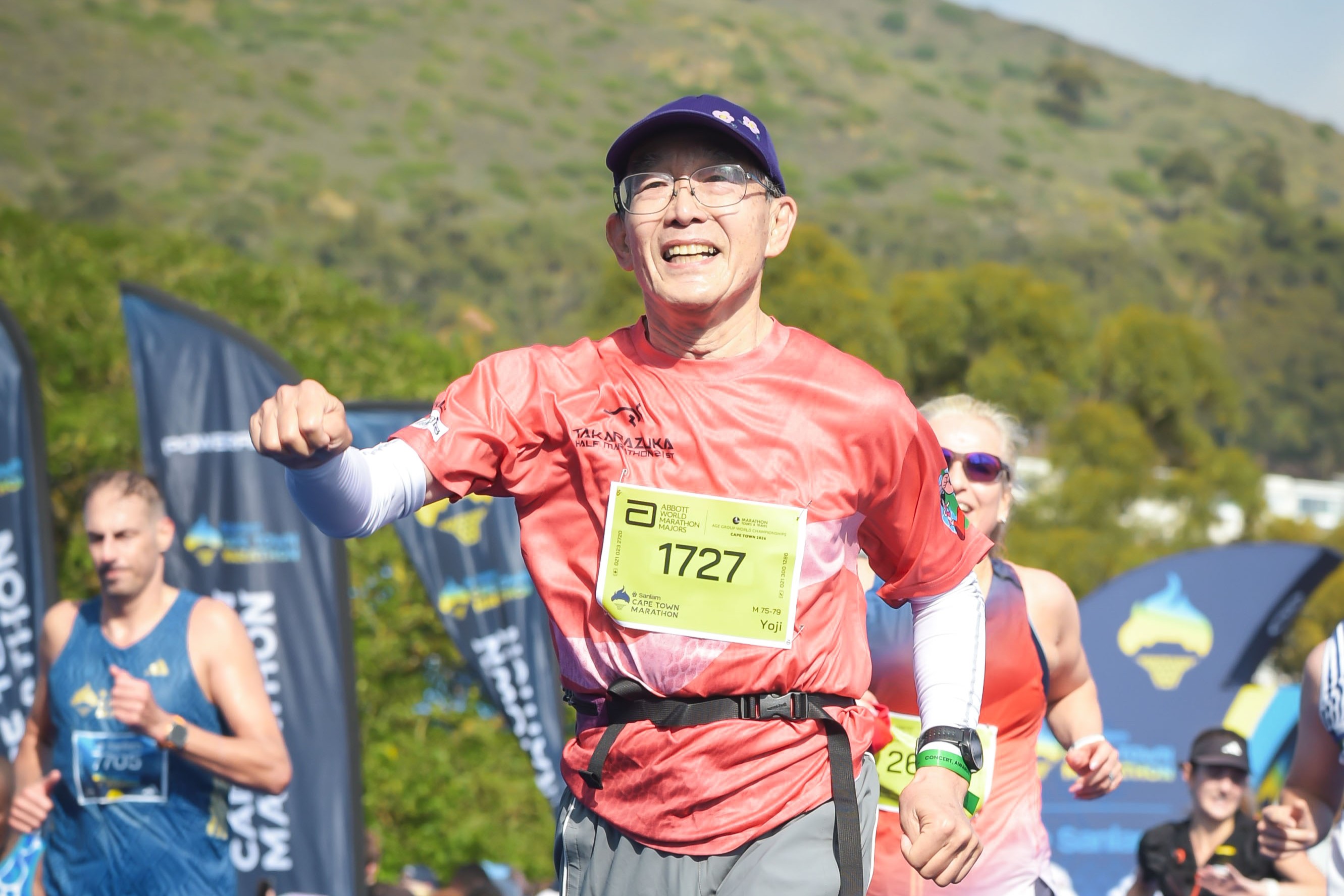 マラソン年代別世界選手権2連覇の75歳「サブスリーもしたことのない自分が世界一になれるとは夢みたいです」