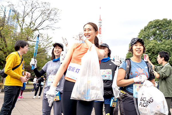 【森永製菓】走りながら街をきれいに！　この秋、プロギングを体験してみよう(PR)