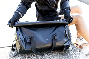 【ショップ通信】大容量30リットルの「大会遠征用」ボストンバッグ再入荷!