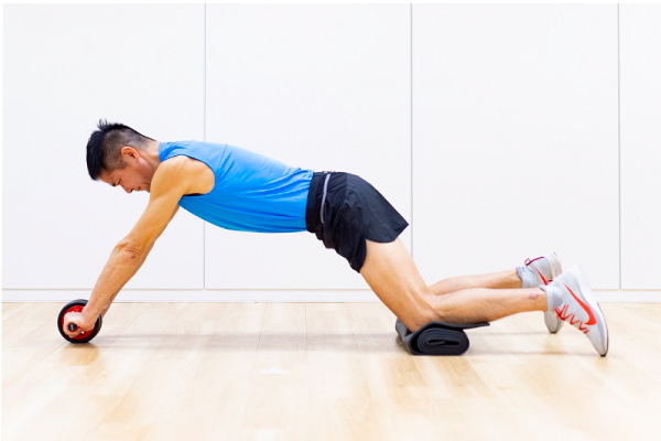 【ショップ通信】サブ3は夢じゃない！腹筋ローラーは時短トレーニングの極みです！