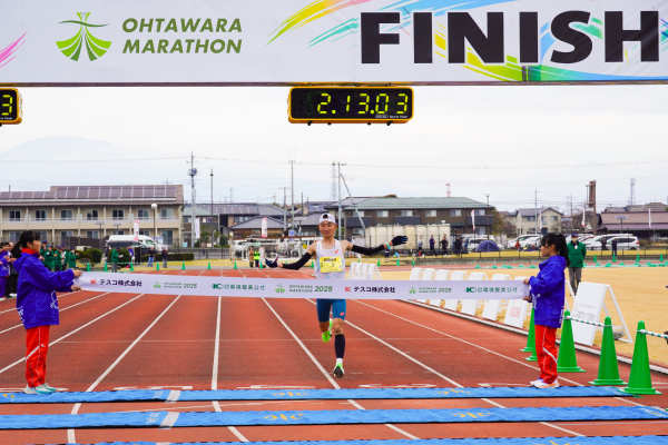 大田原マラソンで地元新聞記者が2時間13分の大会新記録で優勝「月間600km、朝20~25km走っています」