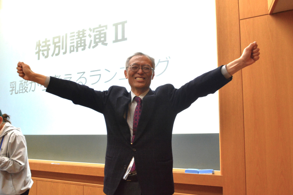 「脂肪を燃やすなら低強度」は本当か? 『給水おじさん』八田秀雄先生が語る高強度トレーニングの効果