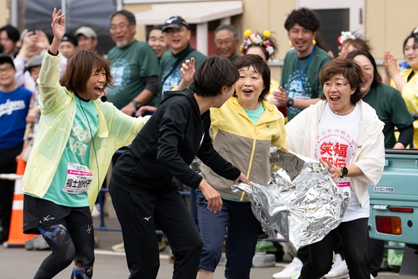 豪華レジェンドゲストが集結！ 福士加代子さん企画の駅伝大会が青森で開催